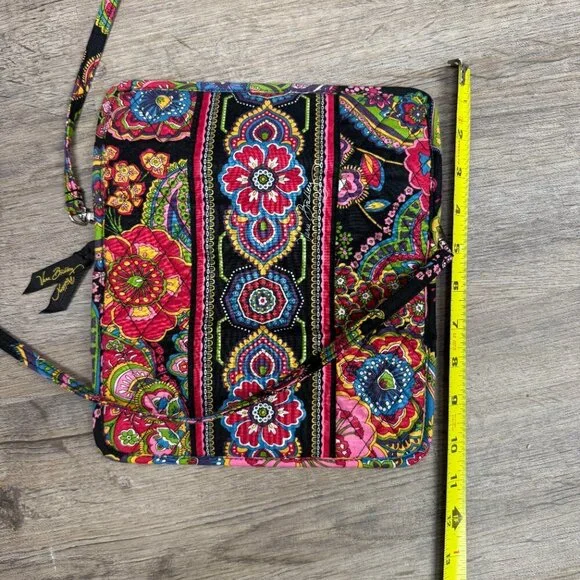 Vera Bradley Tri-Fold crossbody wallet Symphony in Hue - Picture 4 of 5